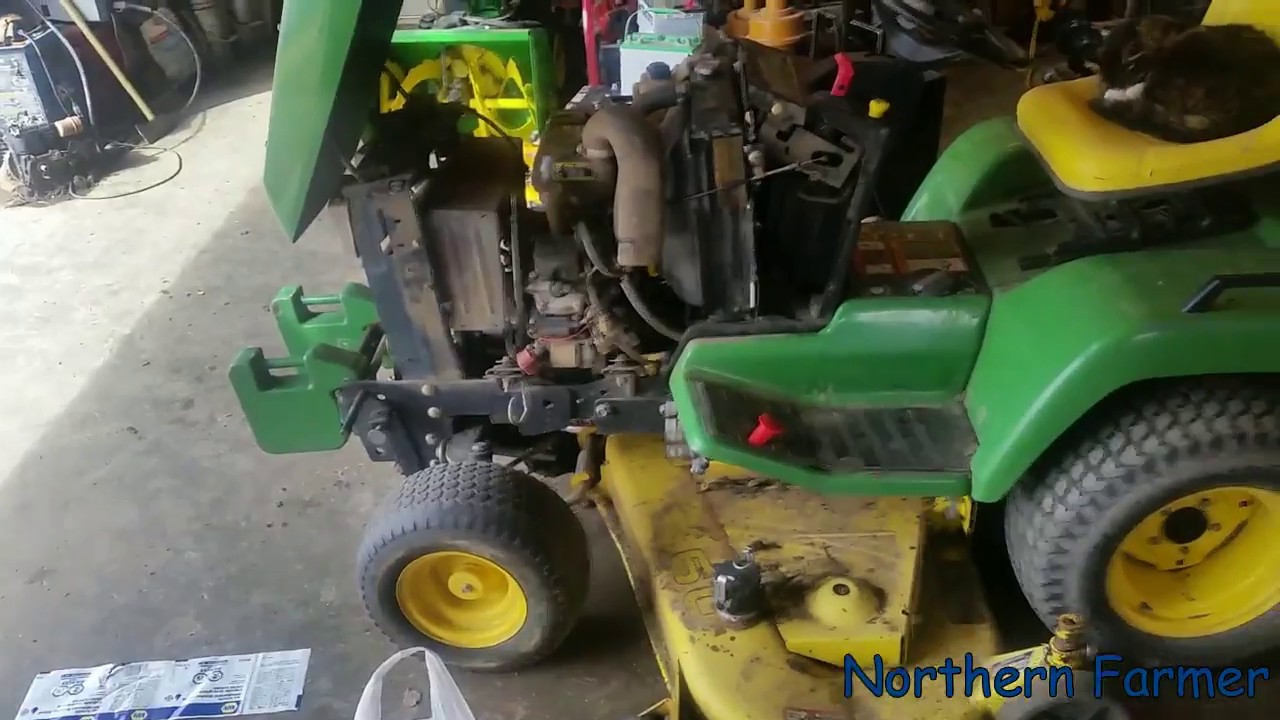 John Deere 445 Oil change