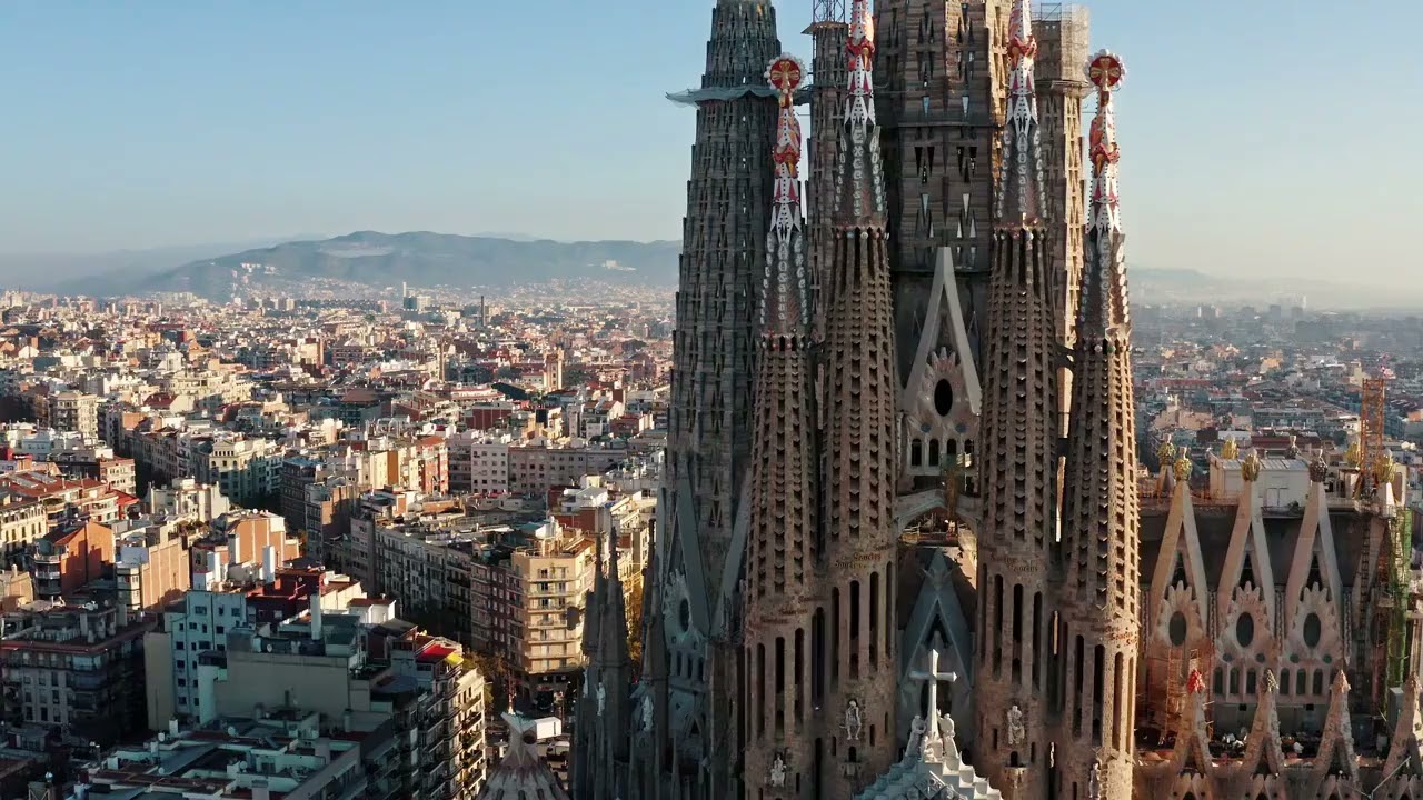 Top 5 Europe vacation destinations in April