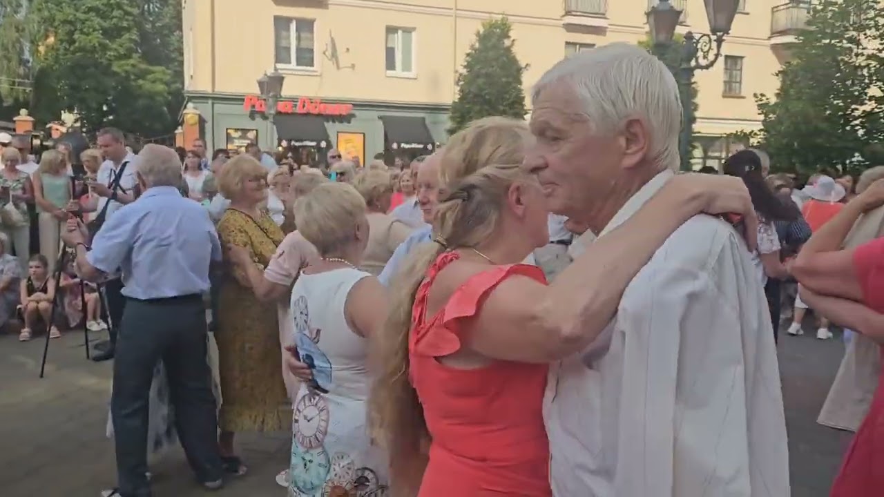 Танцевать - значит жить полной жизнью...🕺💃😍😍😄😄