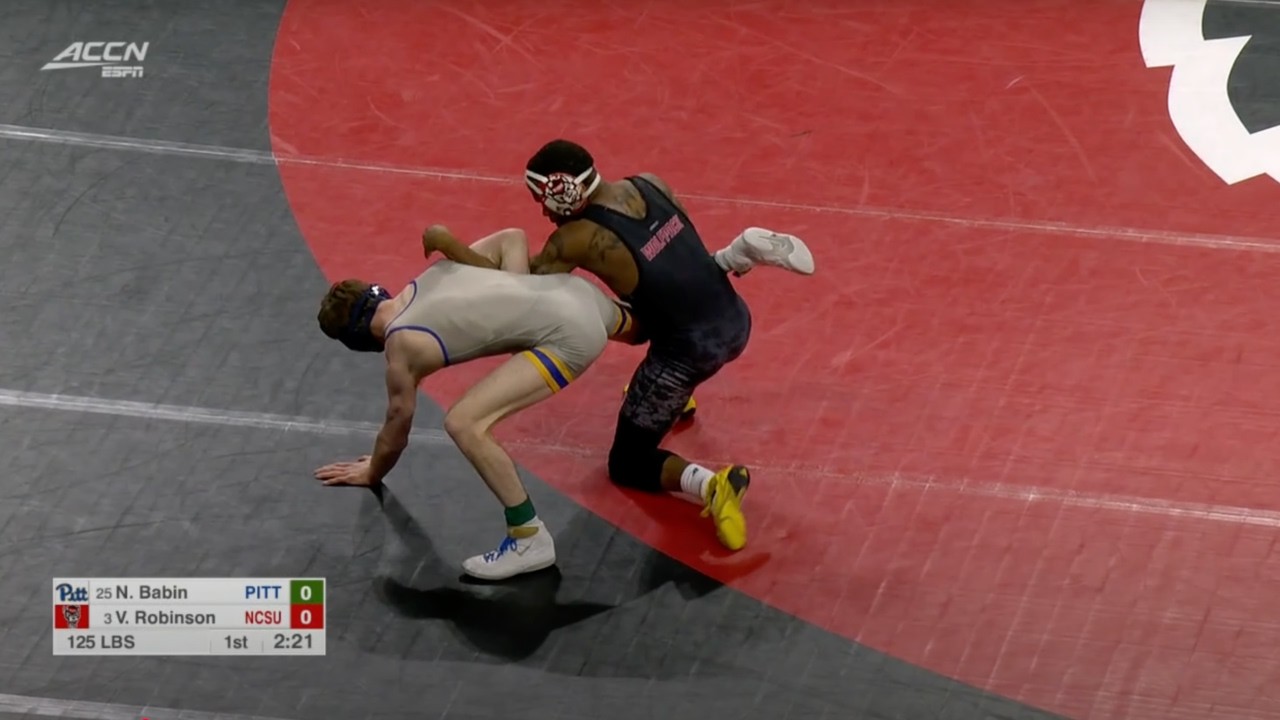 125lbs Vince Robinson (NC State) vs Nick Babin (Pitt)