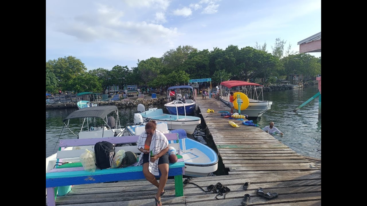 CUNCHE BIRTHDAY AT IVAN'S ISLAND