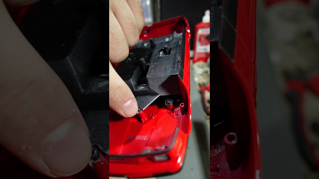 BMW 325i E30 1:18 Norev