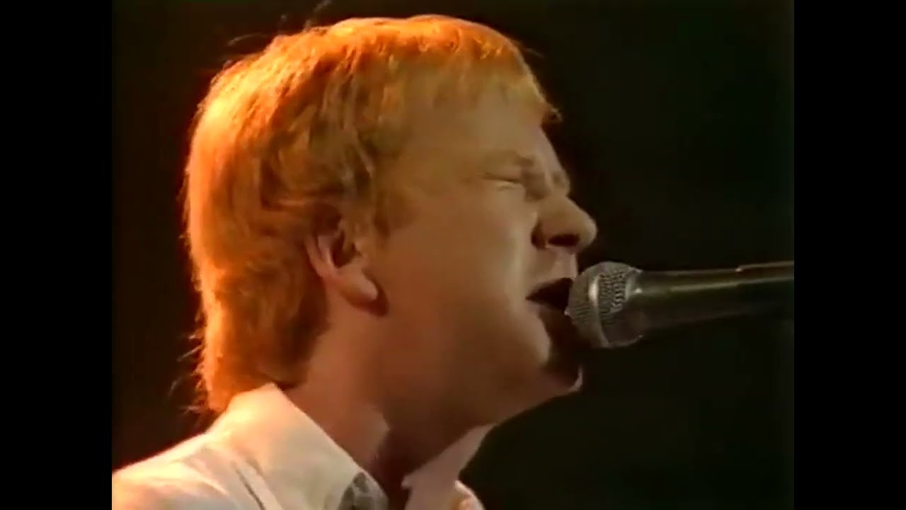 IAN GOMM with THE dB's - 3 songs live & interview - M&aring;ndagsb&ouml;rsen (SVT, 1 Feb 1982) Brinsley Schwarz