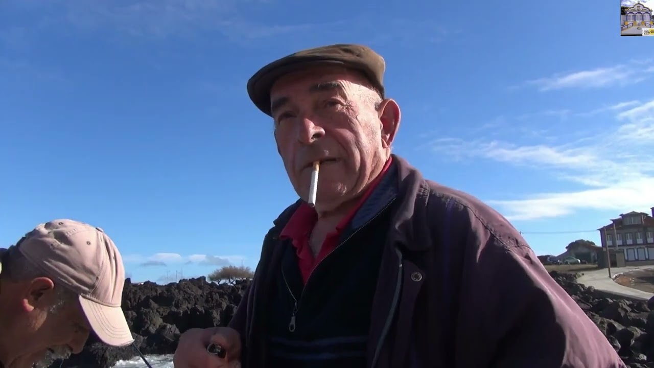 DOIS PESCADORES EM DISPUTA - Ilha Terceira - Açores - (01 Fev 2023)