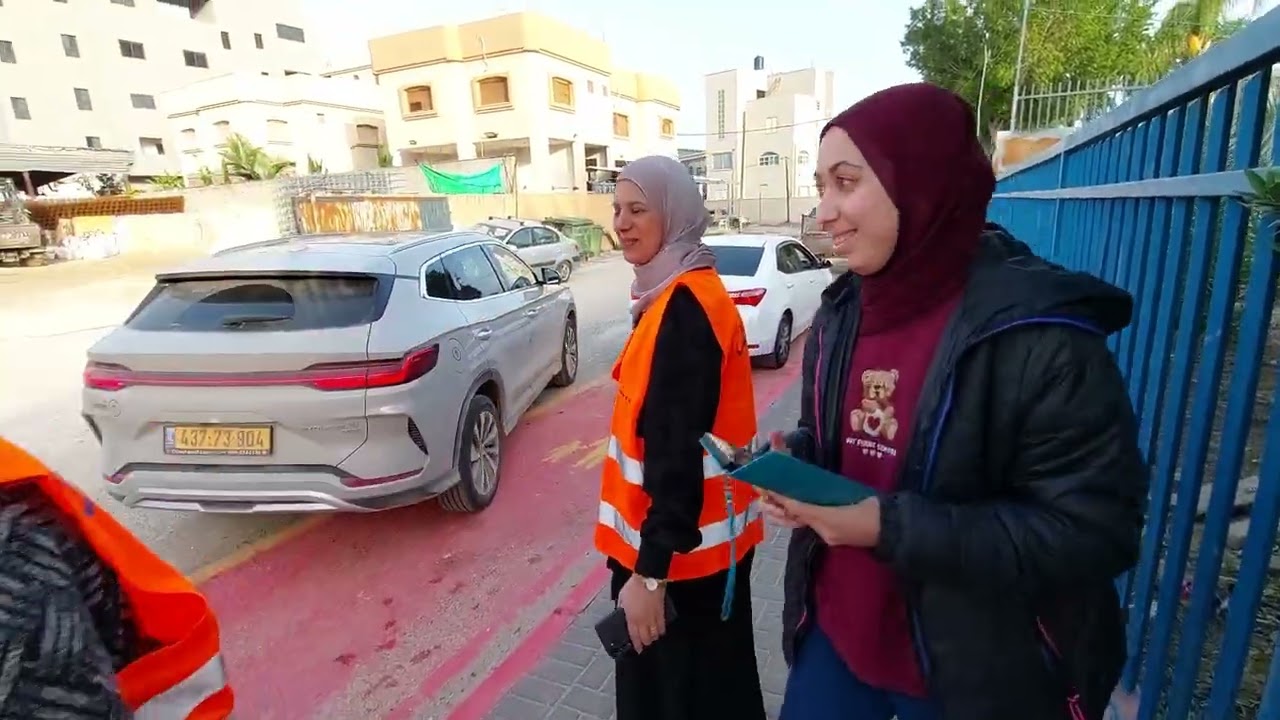עיניים בדרכים'/'נשק וסע'/'سلم وتوكل' - ביה''ס 