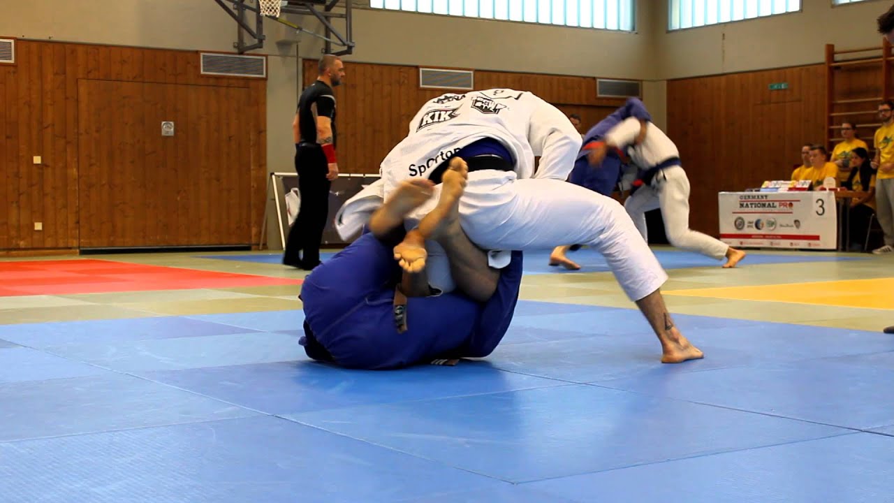 Piotr Wojtkowski vs Marian Kłosowski brown/black 94 kg