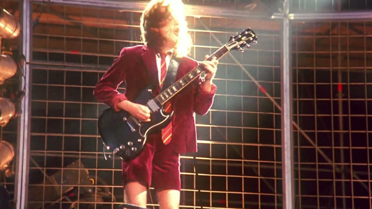 Thunderstruck - Angus Young Isolated - Live at Donington