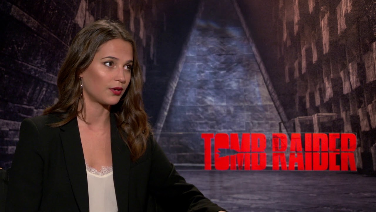 Tomb Raider || Alicia Vikander Generic Junket Interview || SocialNews.XYZ