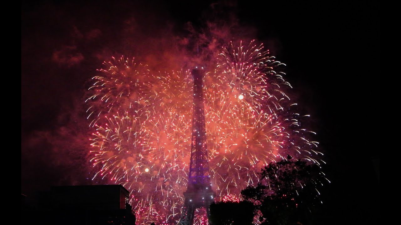 Feu d'artifice 14 Juillet 2016 Paris - Tour Eiffel - Bouquet Final
