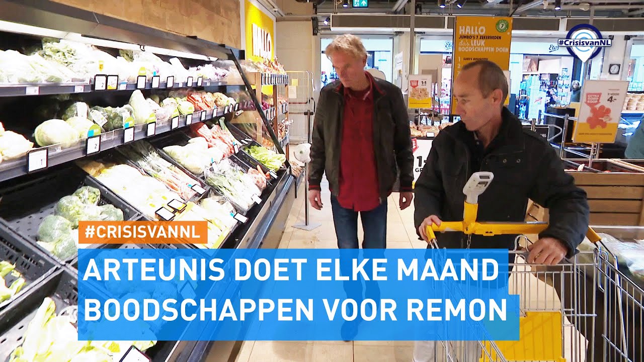 CRISIS VAN NEDERLAND | Buurten met boodschappen' helpt een gezin een jaar lang met de boodschappen