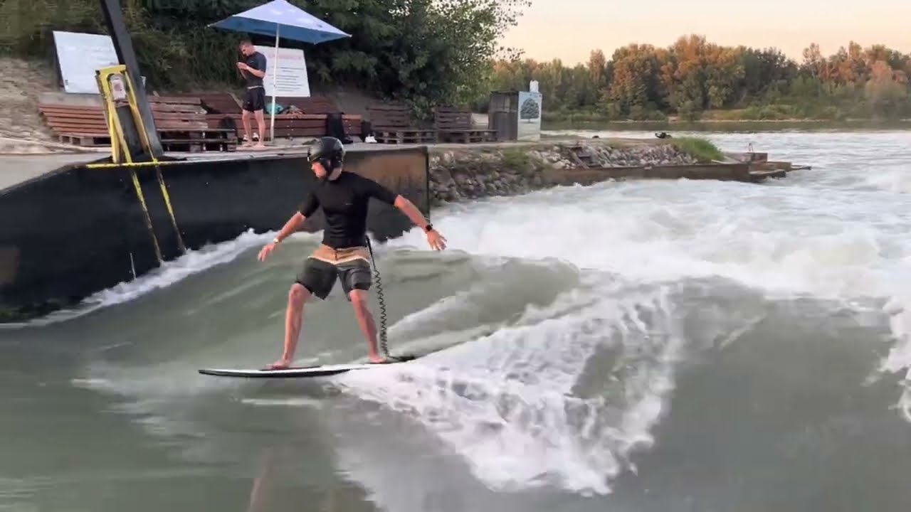 Pro Surfers Stealing the Show | Surfing at Čunovo, Slovakia