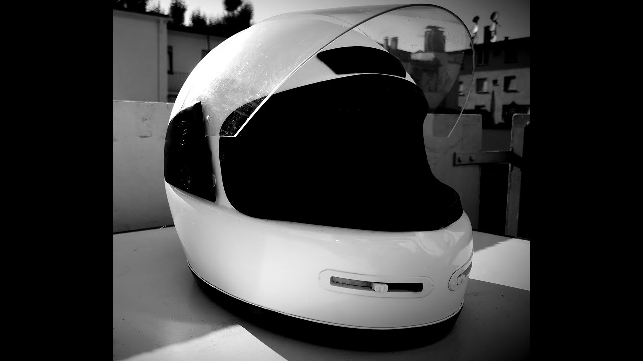 Motorradhelm Reparieren und Lackieren