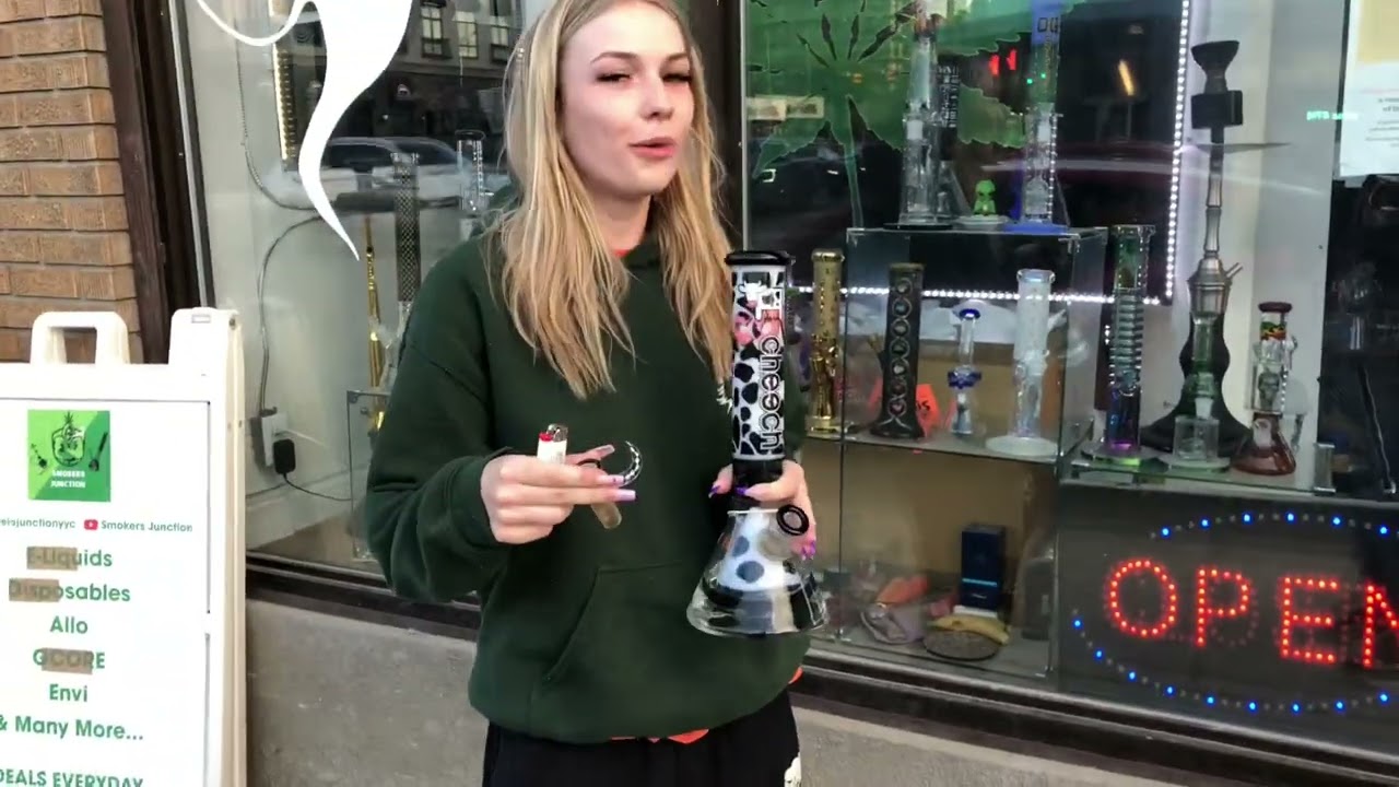Customer purchase &ldquo;Cow Beaker - Cheech @smokersjunction