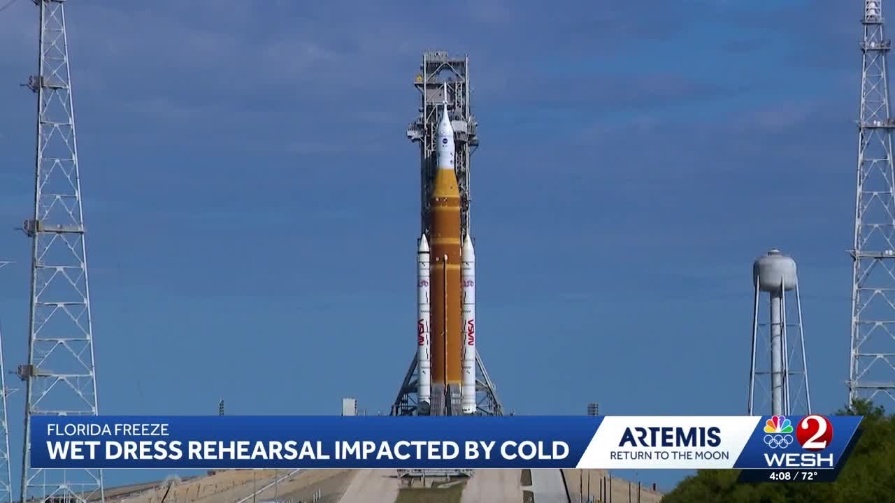 Florida's extreme cold forces delay in critical NASA moon mission test