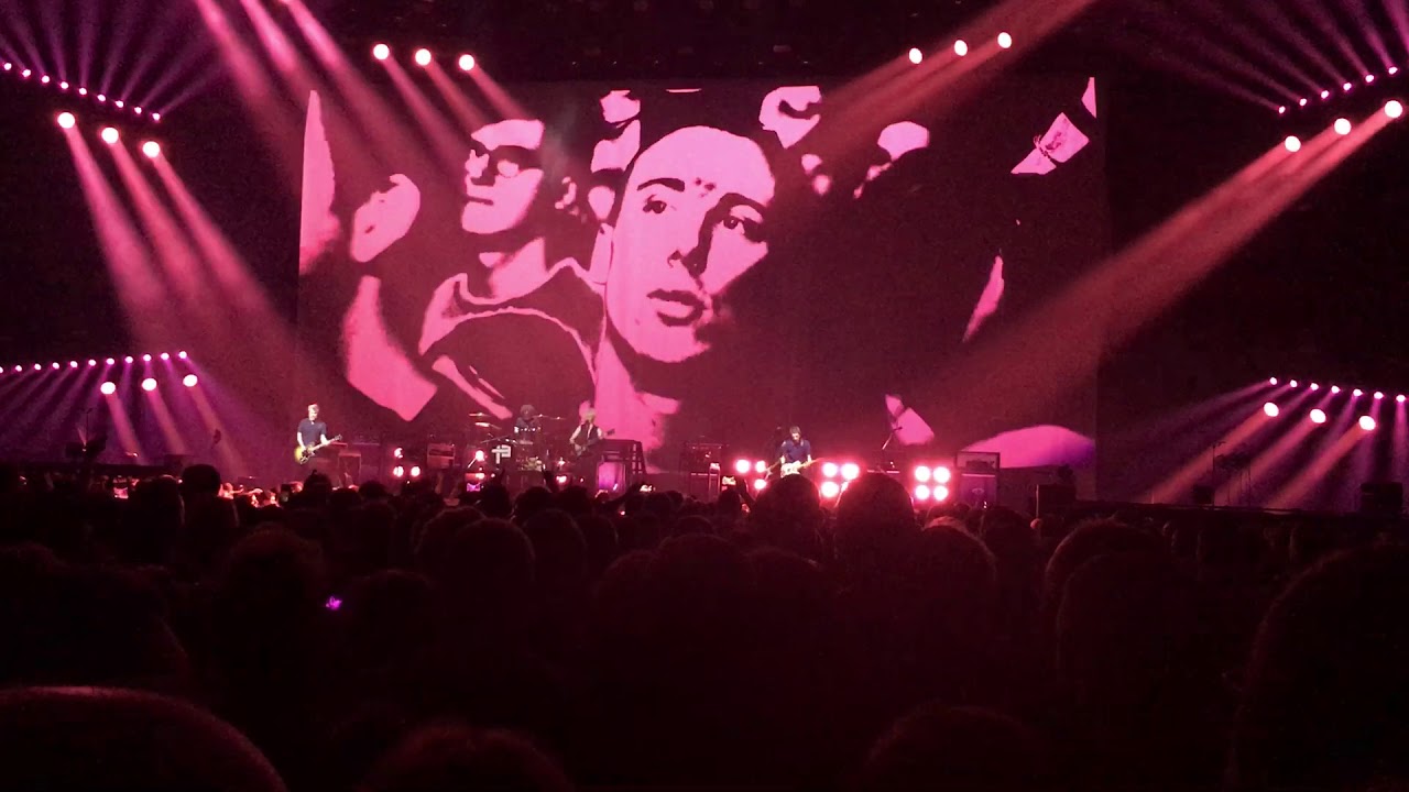 Indochine - Rose Song -  Strasbourg II 01.12.2018 13Tour