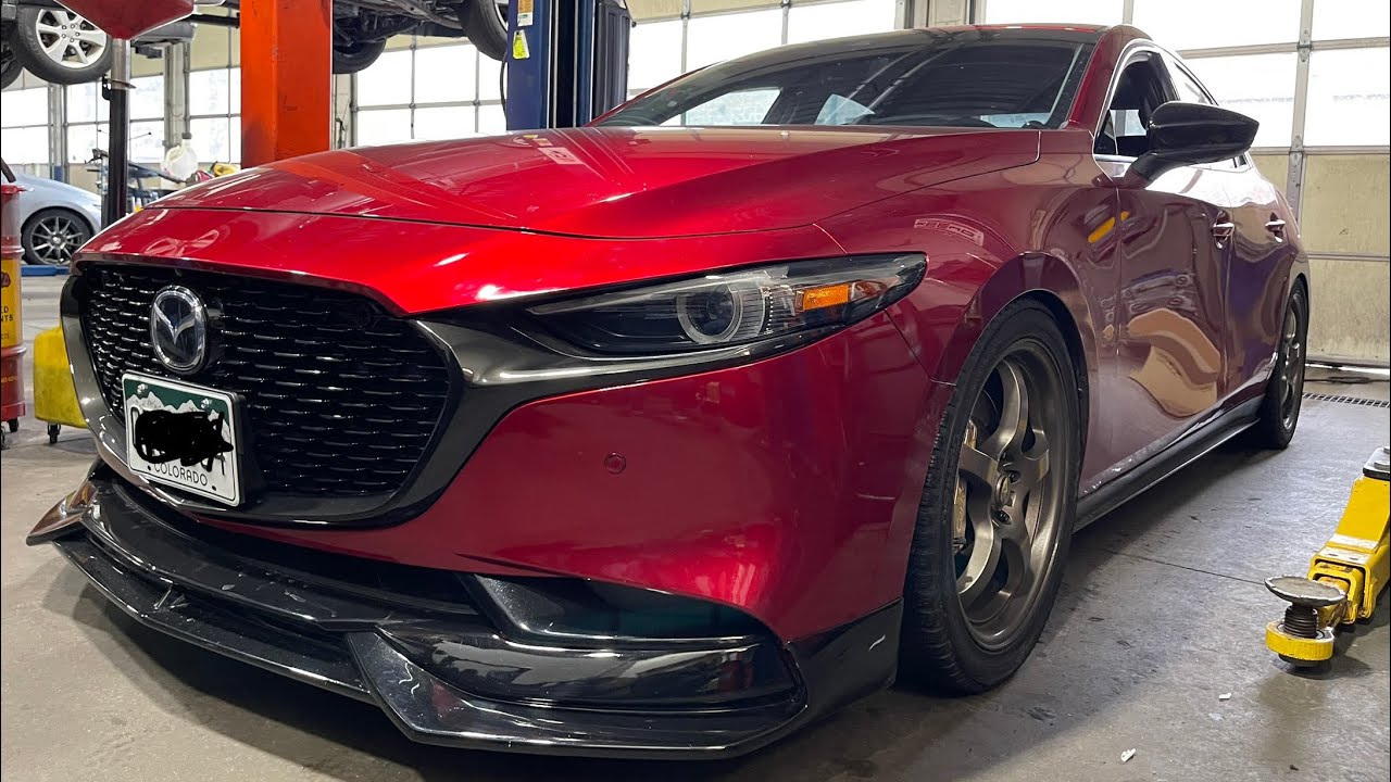 Мазда в понедельник! Большой Турбо Mazda 3 4-го поколения