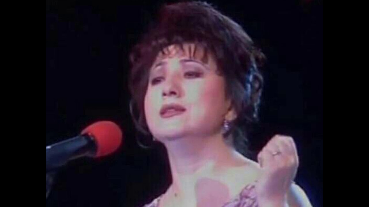 Hilal Çelebi - Bin can ile sevdim seni
