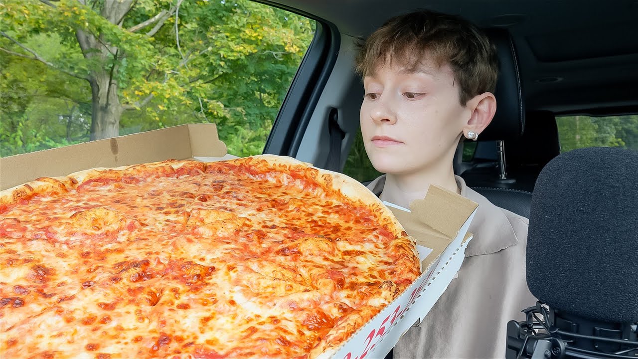 ASMR Cheese Pizza Car Mukbang
