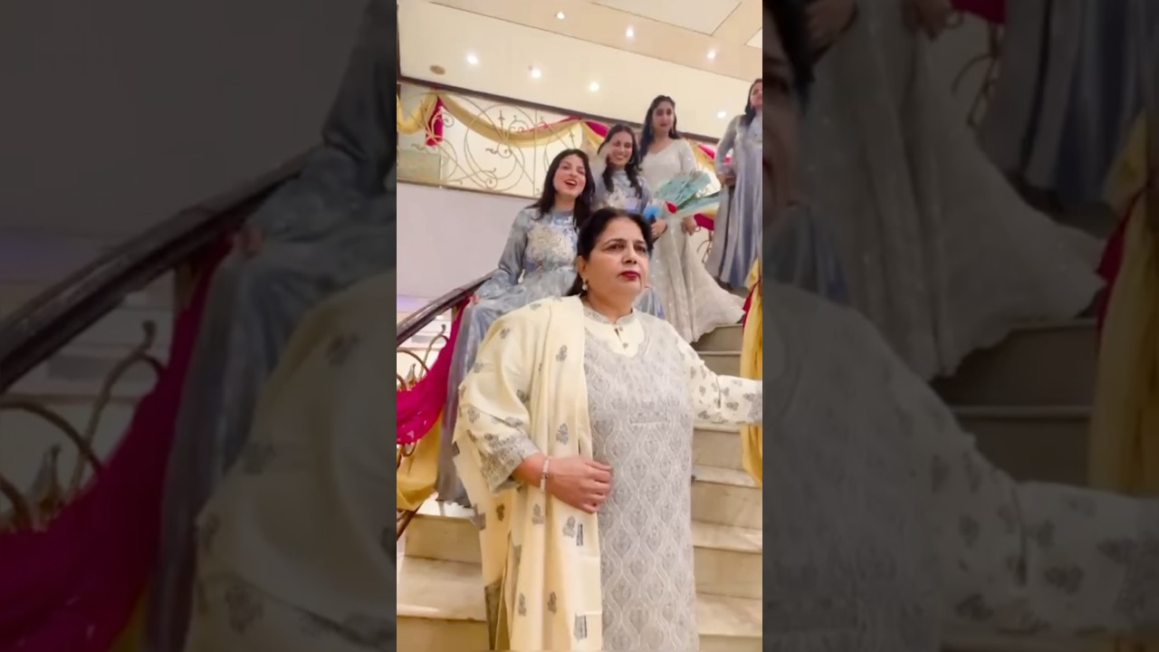 Khan sisters | Same dress idea | Mother & daughterbond 