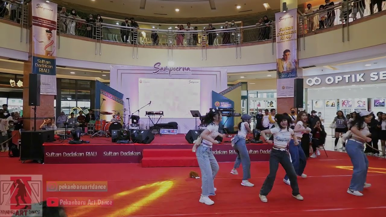 NEWJEANS - 'OMG' By SELENIC - COVER DANCE KPOP COMPATITION 2023