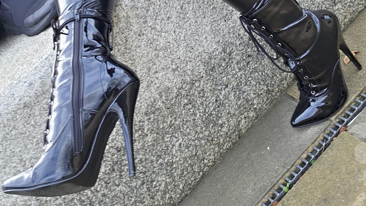 Walking in 6 inch stiletto high heel boots and PVC in public