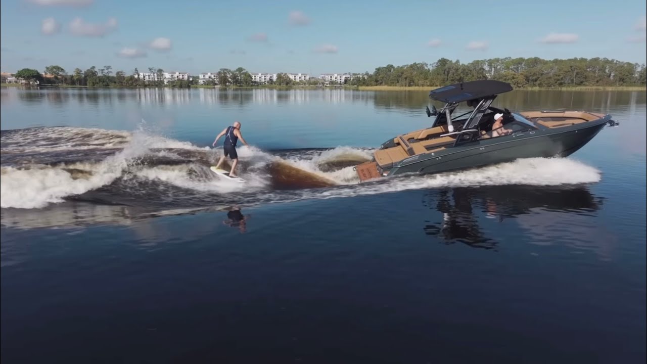 2026 Cobalt R8 SURF Boat Walkthrough — Luxury Surfing AND Big Performance!