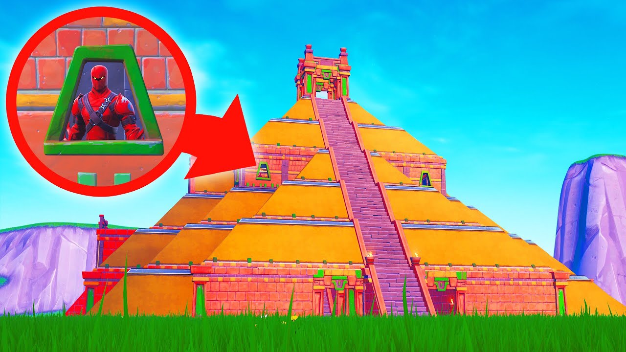 ESCAPE The PYRAMID To Survive! (Fortnite Escape Room)