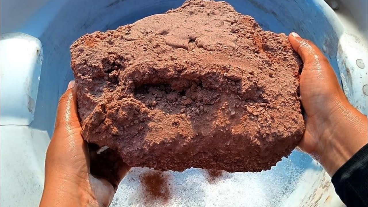 N♥️Asmr Crumbling video|White Stoney Red Dirt Chunks & Shapes lots of Water Crumbling 