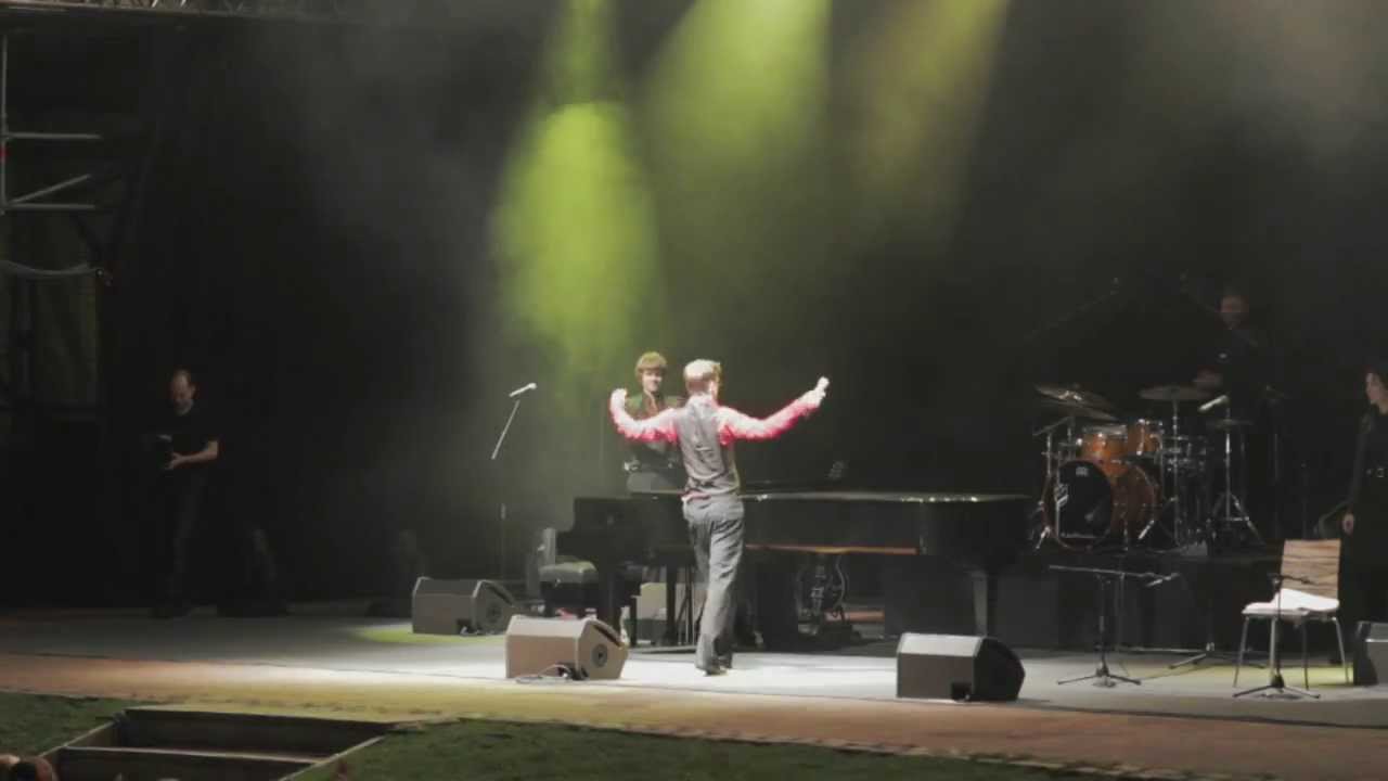 Bodo Wartke - Andrea (Stadtpark 2012)