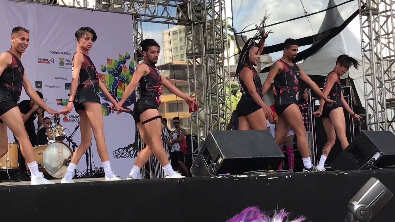 Parada Gay de Belo Horizonte 2017 - Cia Devassa