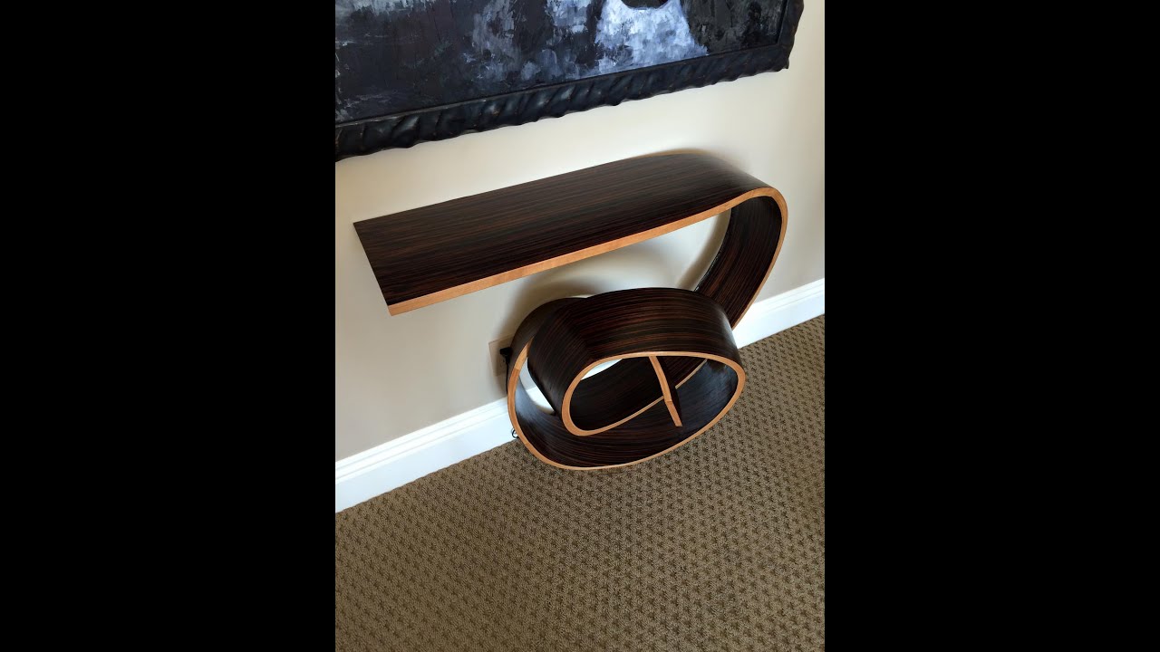The Knot Table
