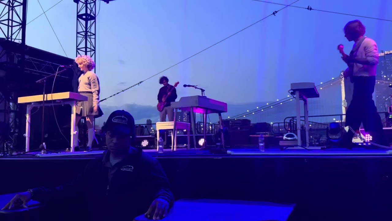 Tennis, “Weight of Desire” and “Mean Streets” Live