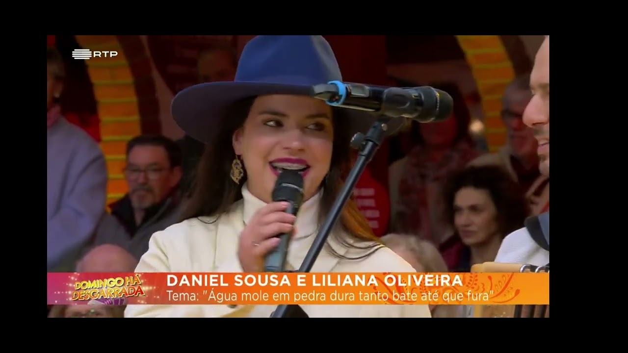 Daniel Sousa e Liliana Oliveira Tema Água mole em pedra dura tanto bate até que fura 