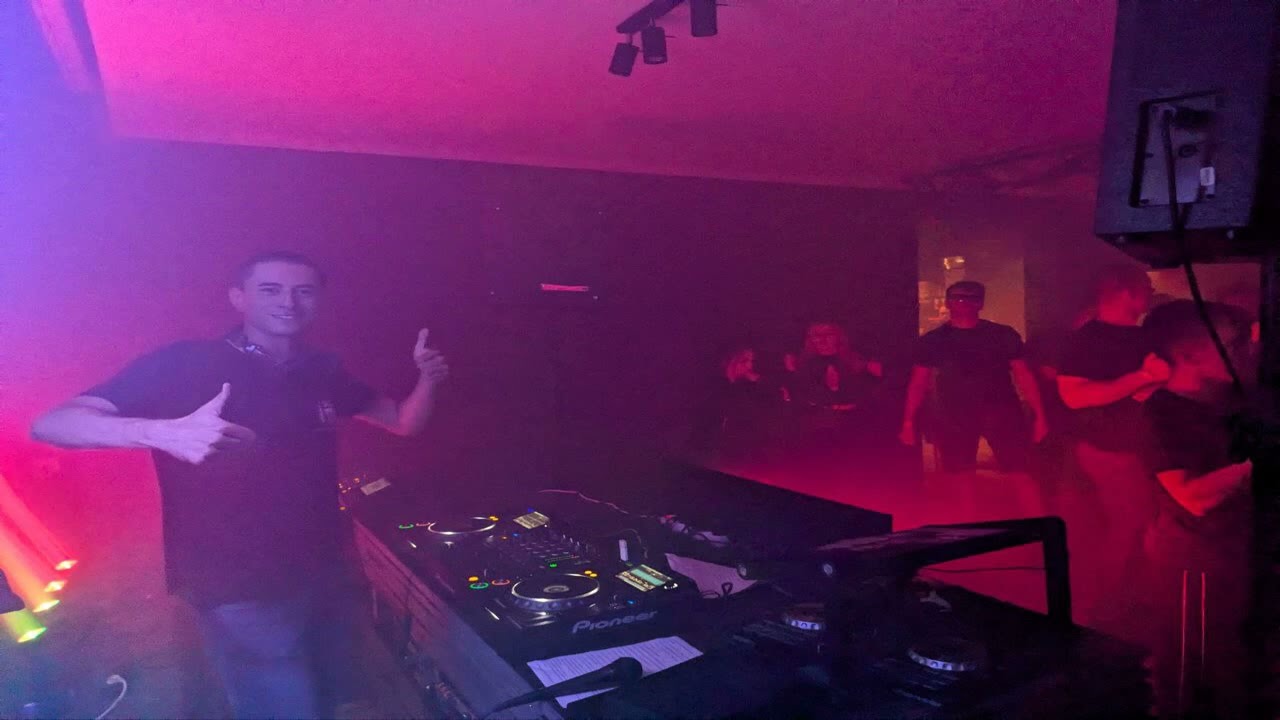 Techniawa: Podkarpacki Odlot - DJ Orzech // 27.09.2024 @ Pub Sp&oacute;łdzielczy Rzesz&oacute;w