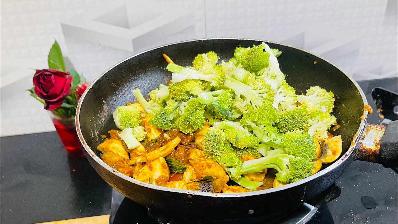 Broccoli 🥦 & Mushroom 🍄 Masala Recipe Malayalam #trending #youtubevideo #malayalam 