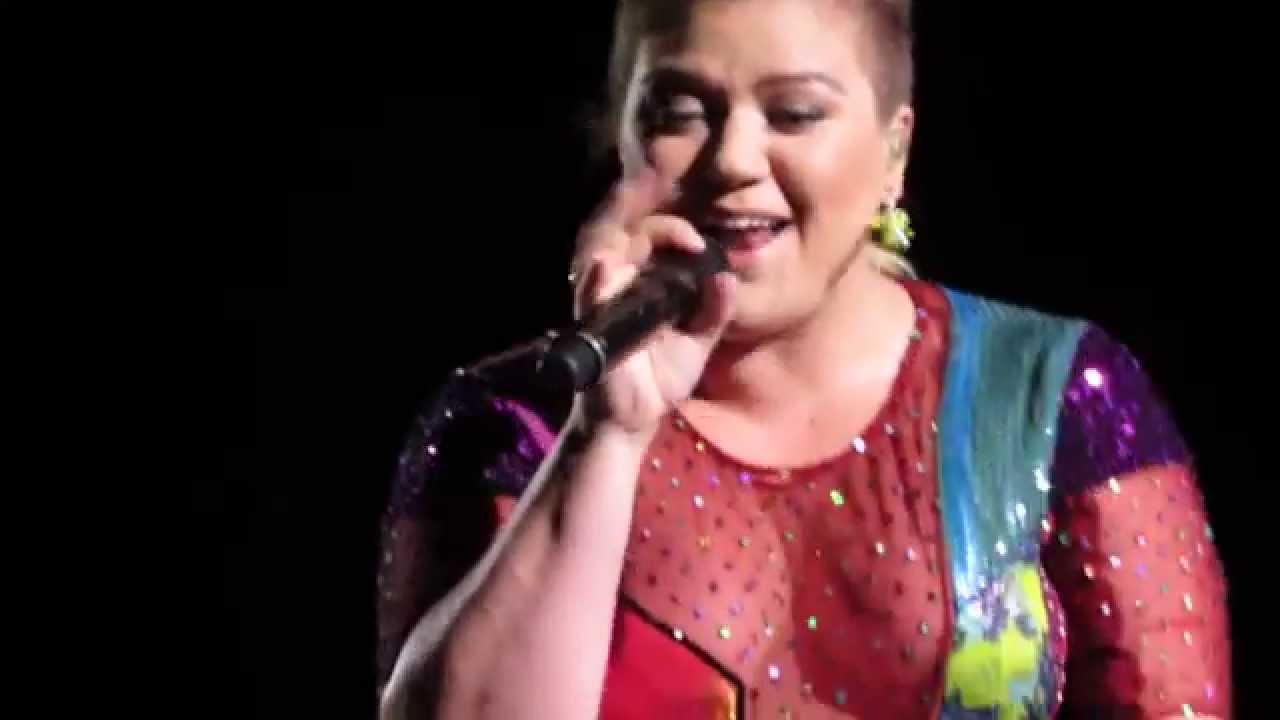 Kelly Clarkson 