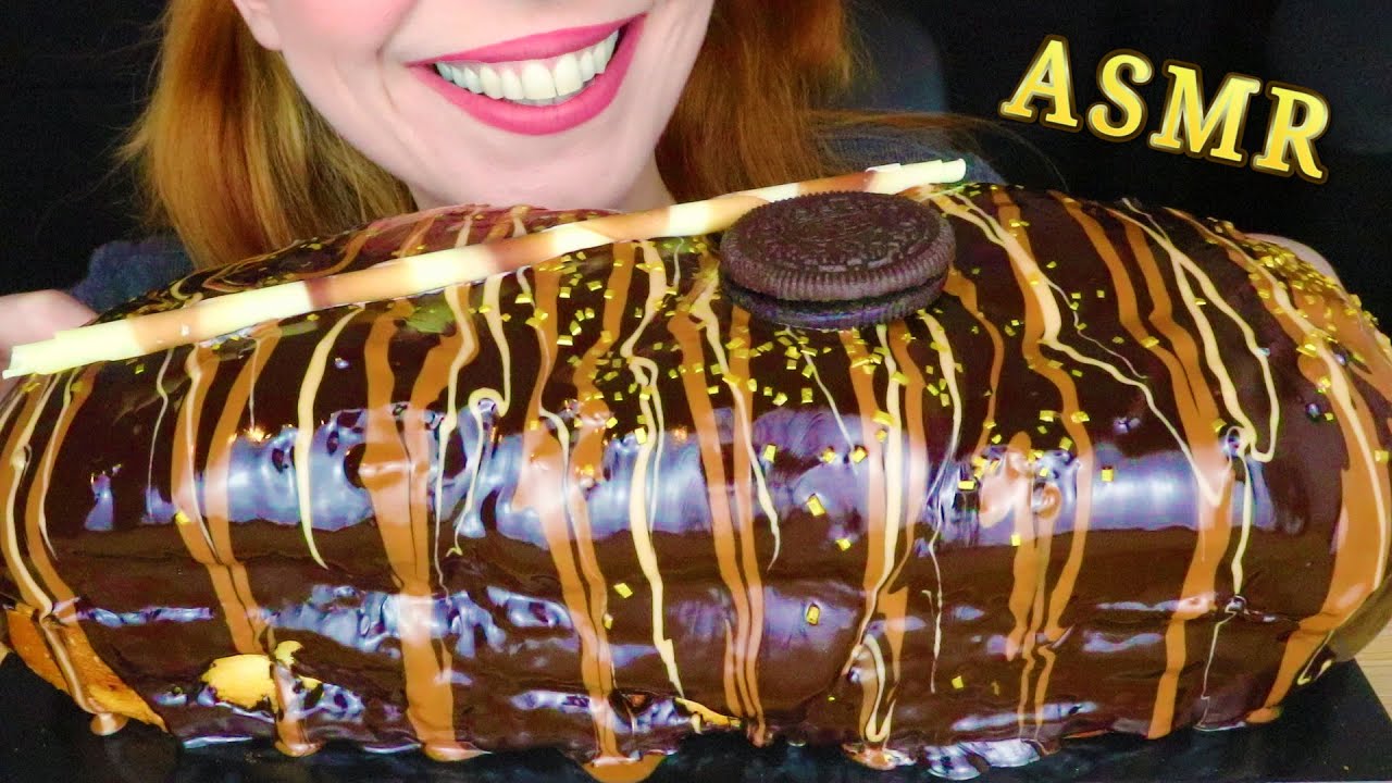 HUGE CHOCOLATE TSOUREKI STUFFED WITH CHOCOLATE SPREAD & FLAKES 🍩 | ASMR Mukbang | Real Eating Sounds
