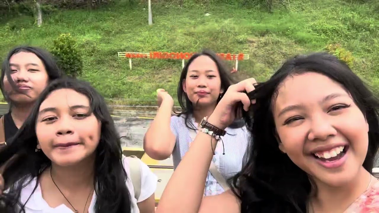 Vlog klatwn solo wonogiri n pantai slililili😉😛💞☝🏻 