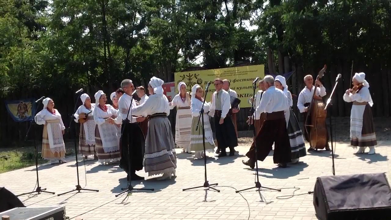 Краковяк, потім Карапет