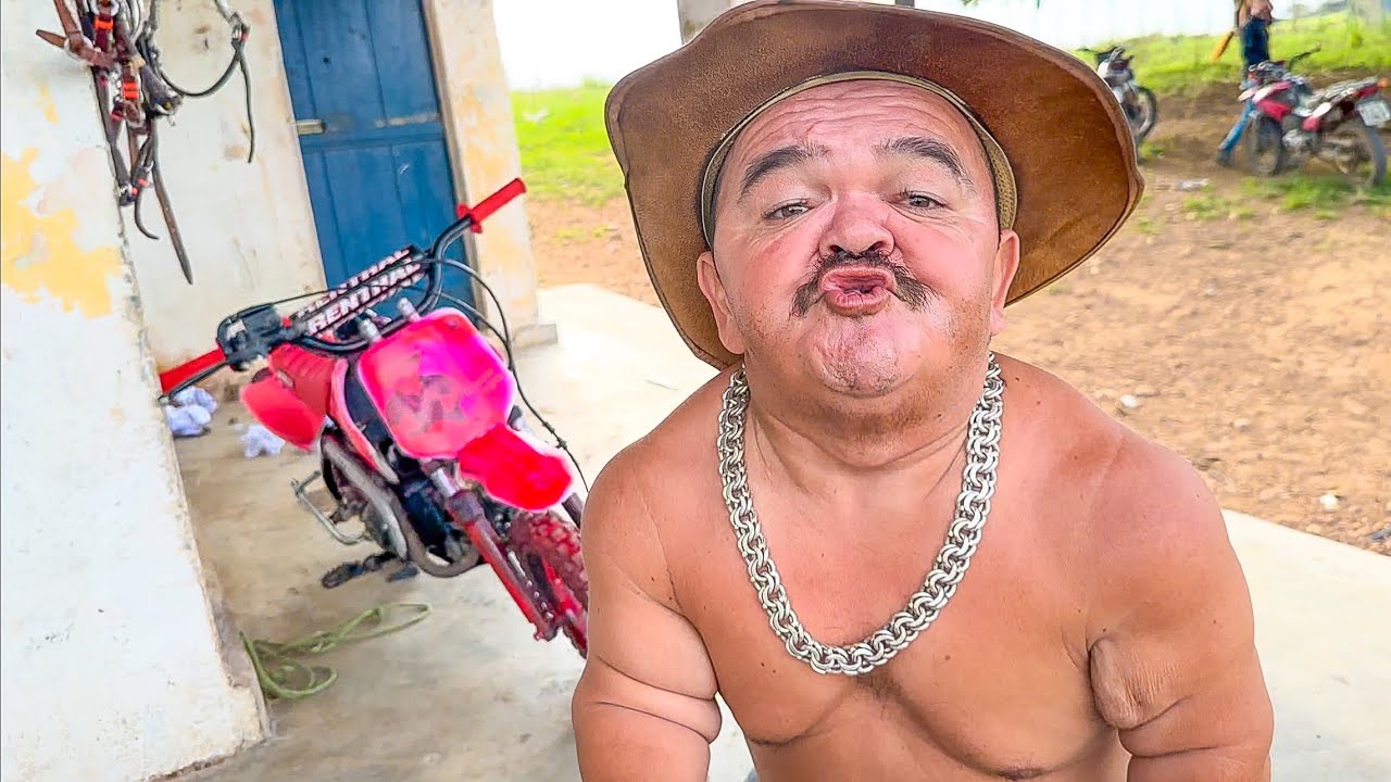 PILILIU FICA FURIOSO AO VER SUA MINI MOTO ROSA | PILILIU DA RESENHA