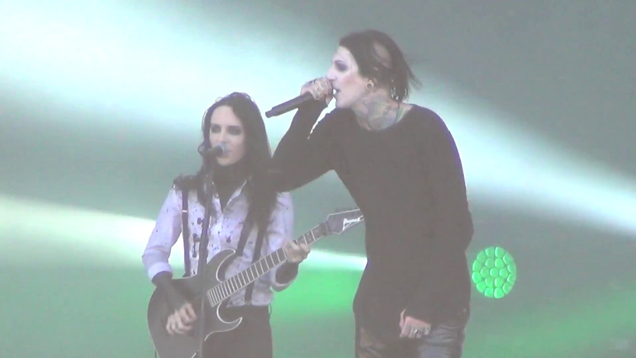 Motionless In White live at Hellfest 2017