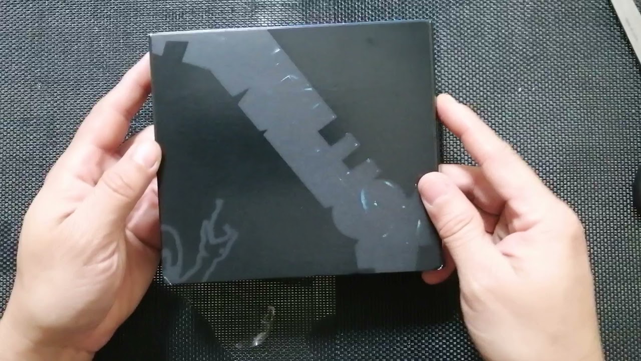 Unboxing Metallica Black Album Remastered expanded edition features of unreleased material 2021