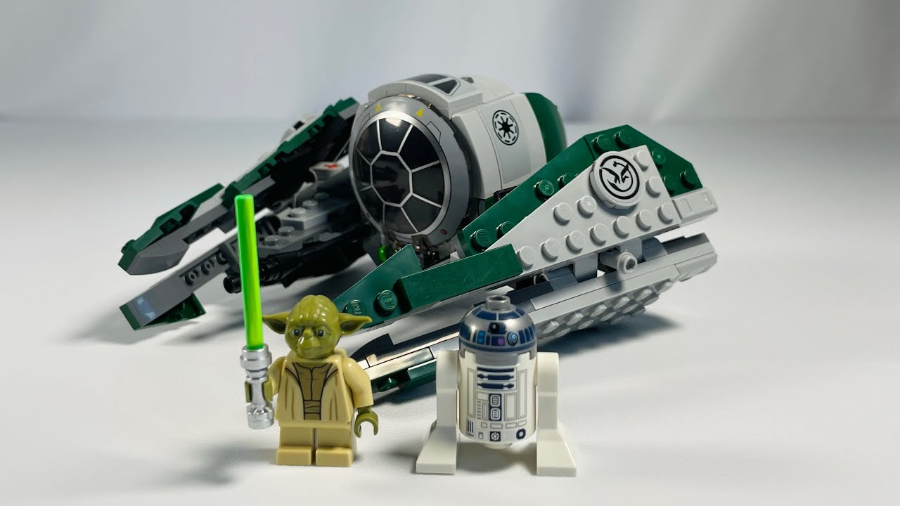 LEGO Star Wars 75360 Yoda's Jedi Starfighter Speed Build!
