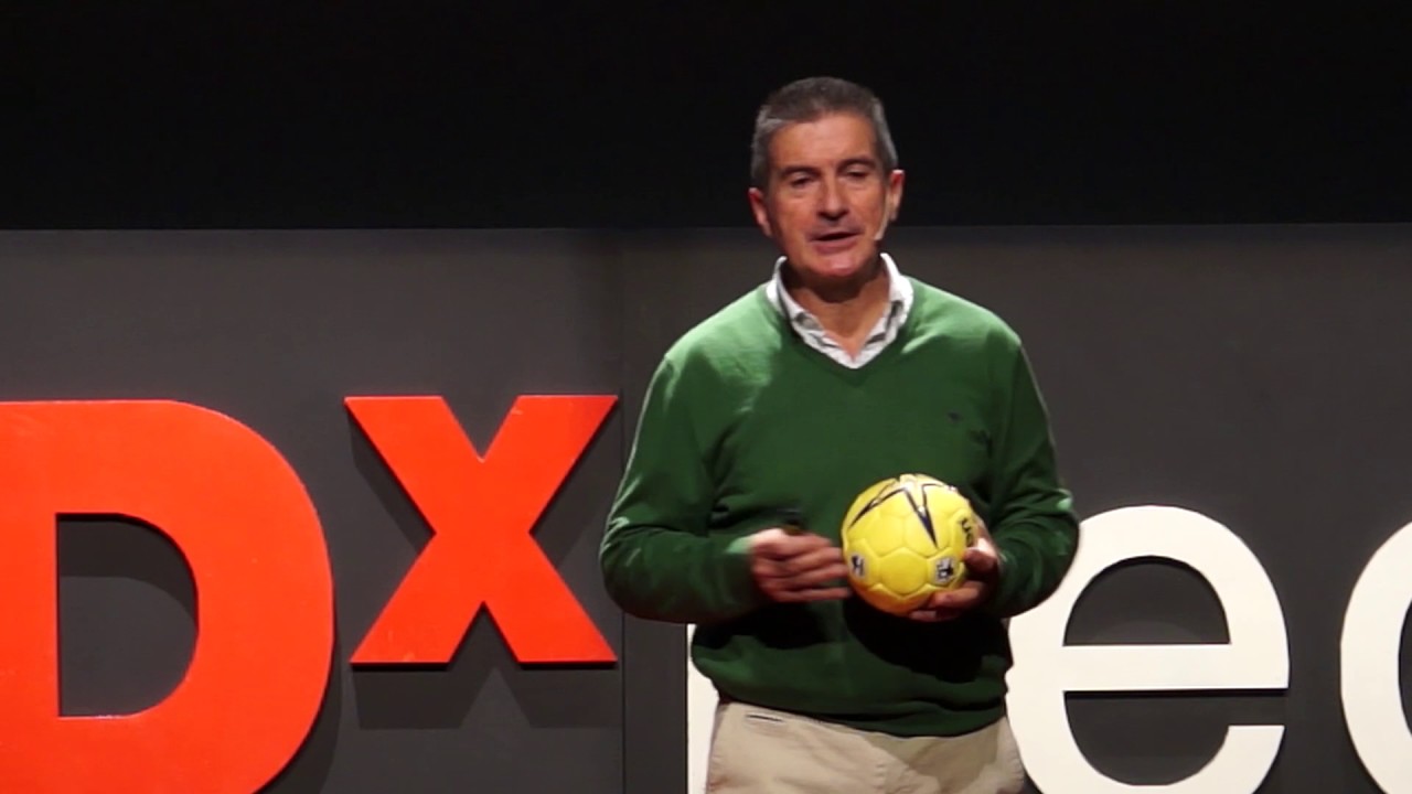 El Balón de Mi Vida | Manolo Cadenas | TEDxLeon