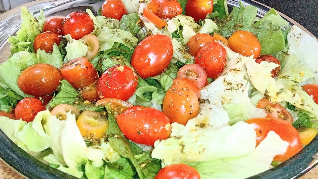 Salada de alface americana agridoce deliciosa