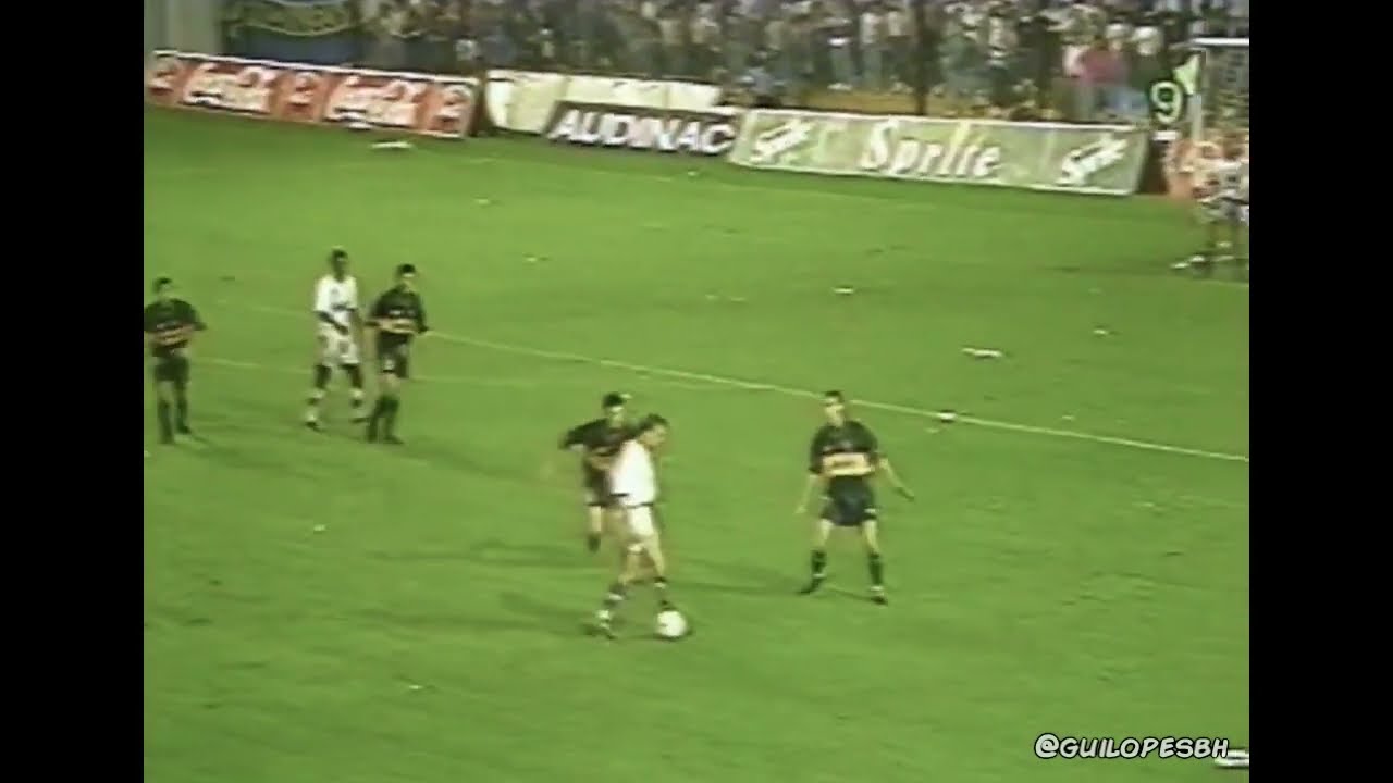 Libertadores 1994 - Gol do Roberto Ga&uacute;cho contra o Boca na Bombonera - Boca Juniors 1x2 Cruzeiro