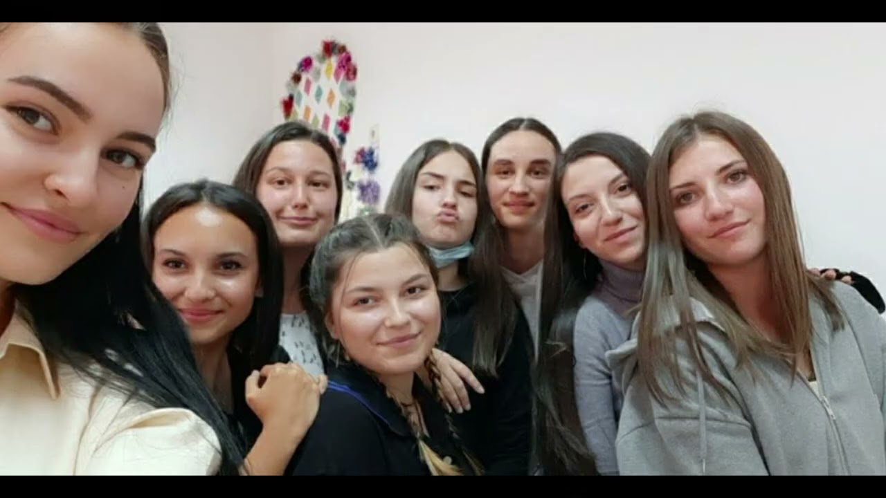 Clip absolvire XII D Colegiul Economic - Rm. Vâlcea