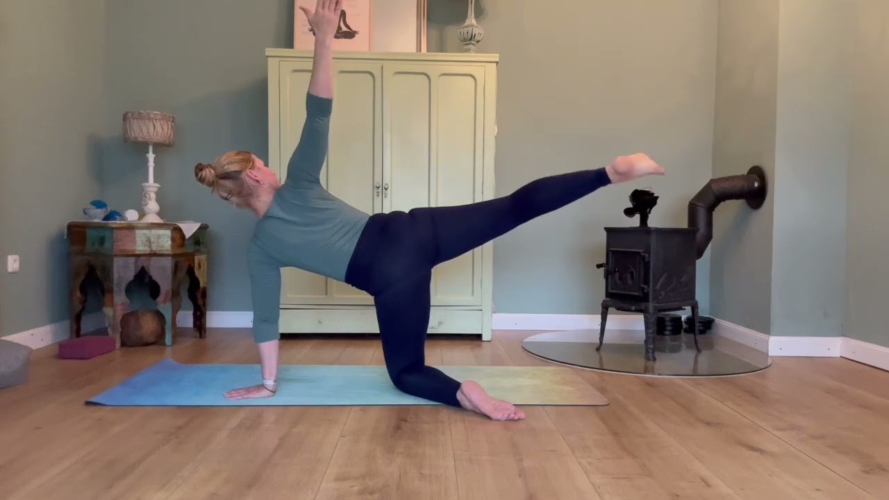 20 Minuten entspannte Yoga-Auszeit für „lazy days“