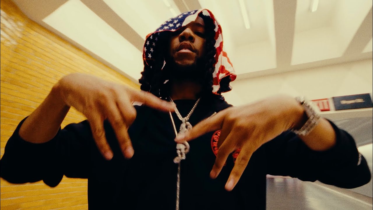 Kitchen (Dir by Michael Suchici)