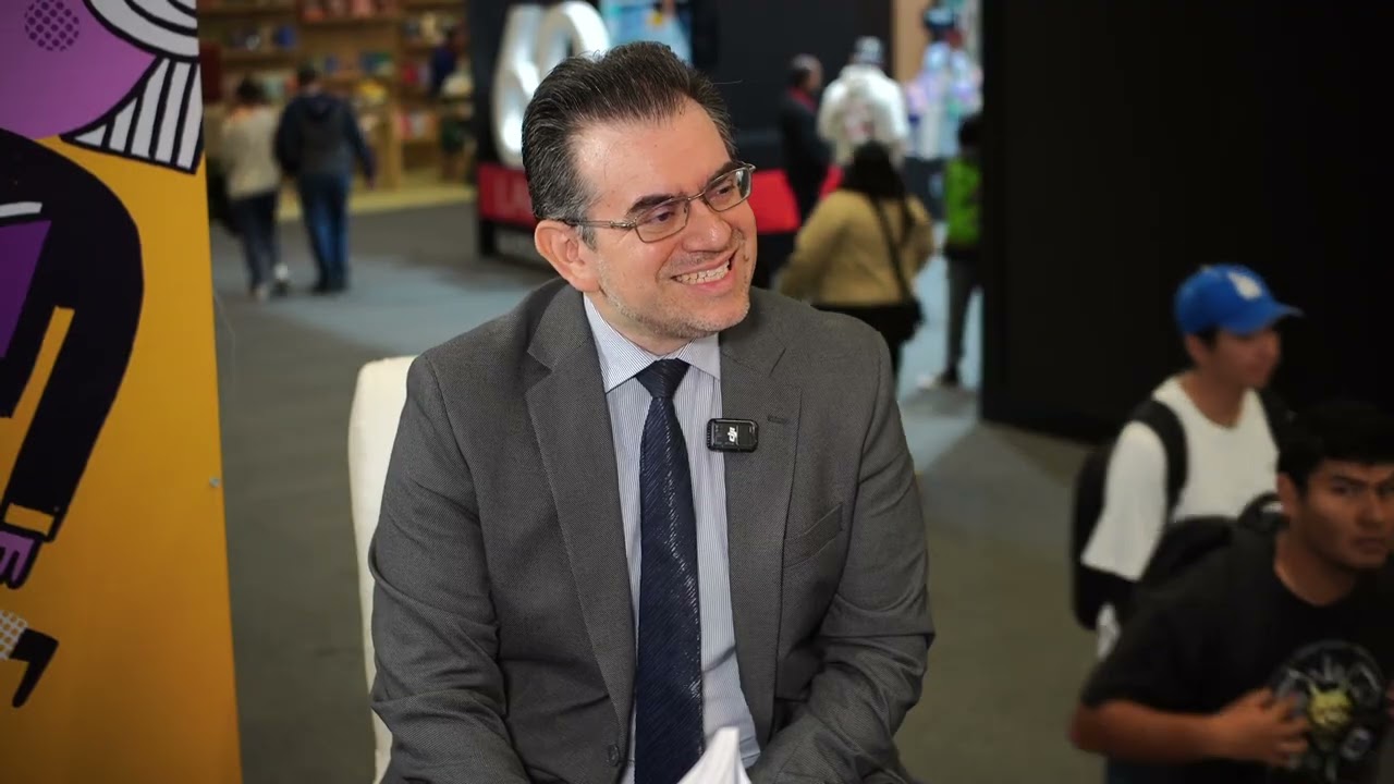 Entrevista completa con Conce Aguillón en La Fil Guadalajara 2025.